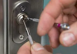 City Locksmith Store Kenmore, WA 425-492-9195 City Locksmith Store Kenmore, WA 425-492-9195 - 4-Professional-Locksmith